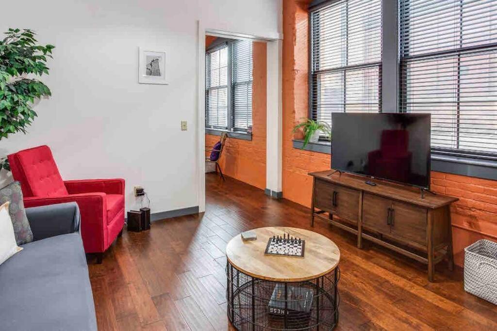 Modern Loft Style On Monroe By Dwtn & Park Ave Apartment Rochester Exterior photo